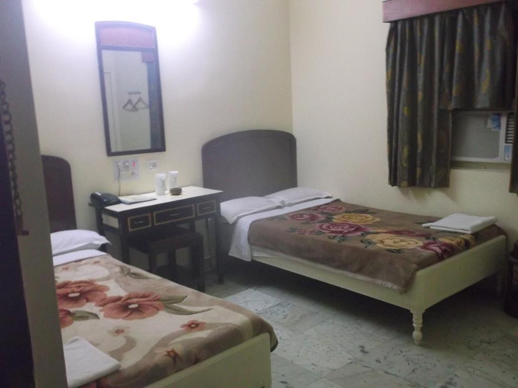 Hotel Mahamaya Бодх-Гая Екстер'єр фото
